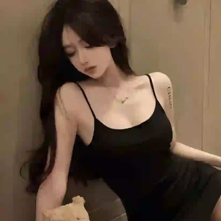 爱在樱花季：春日恋曲